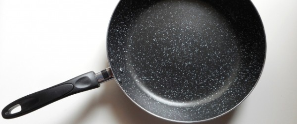 使わなくなった鍋・フライパンなどの調理器具を処分する際の手順